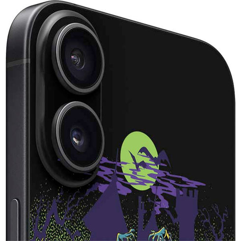 Scooby Doo vs Monsters iPhone 16 Plus Skin